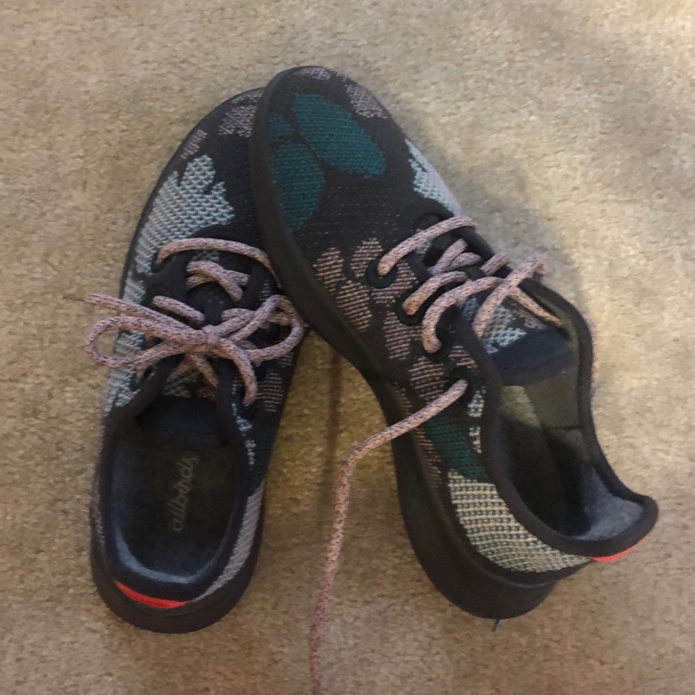 allbirds Brand new! Never been worn!Women Size 8 Tree Runners